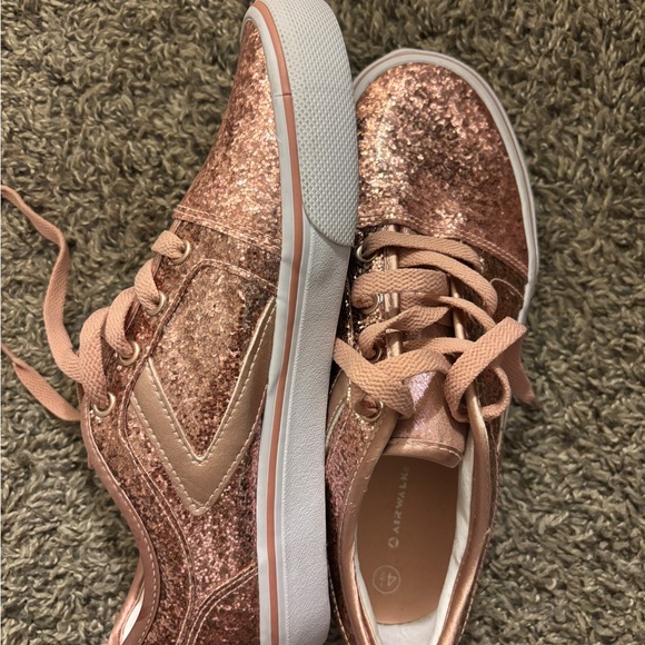 AirWalk kids Pink Shimmer Sneaker - Picture 3 of 7